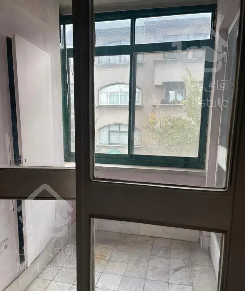 4طبقه4واحدی150مترقدراللسهم دارد