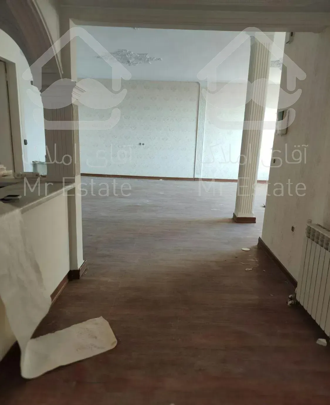 آپارتمان ۱۲۰ متری دو خواب با پارکینگ