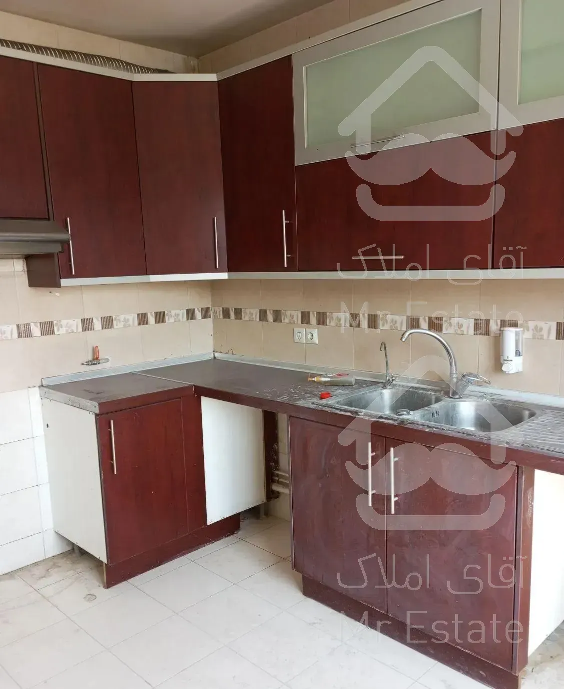 127متر سه خوابه آپادانا