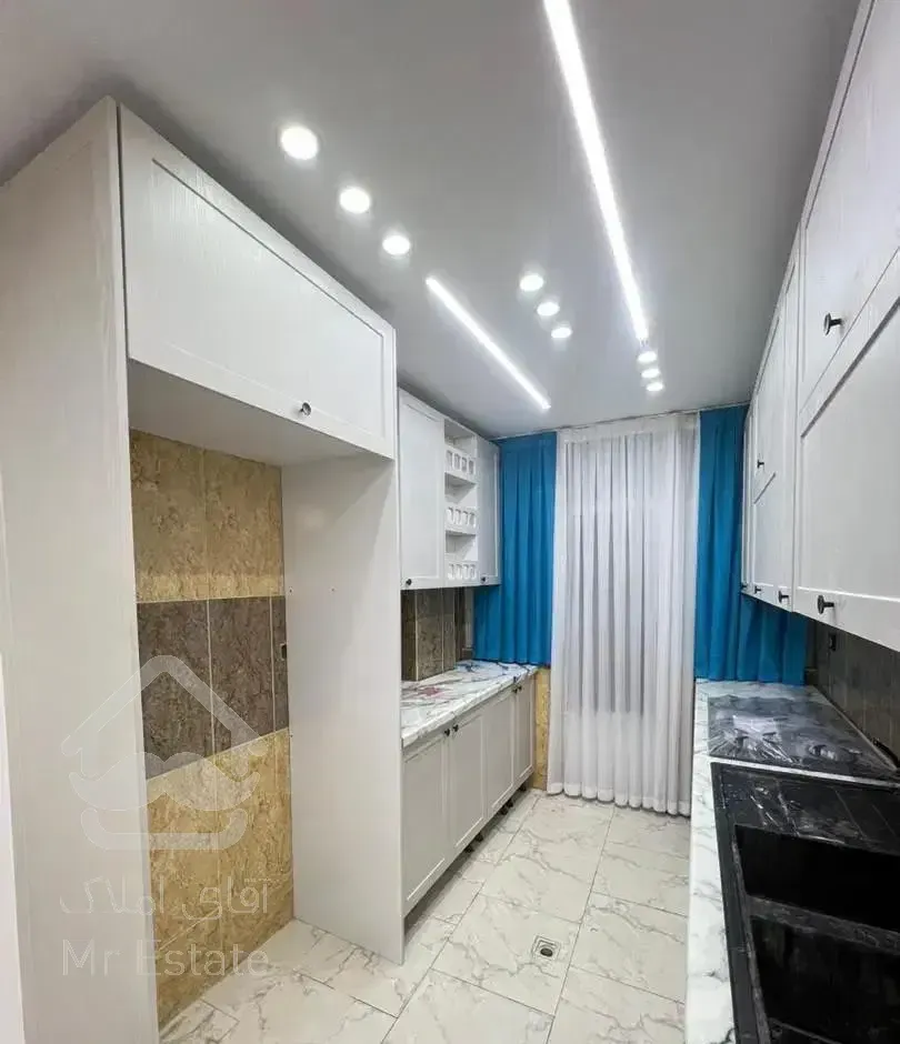 ۵۹متر۲خواب *سندتکبرگ*پارکینگ سندی* آیندتو تضمین کن