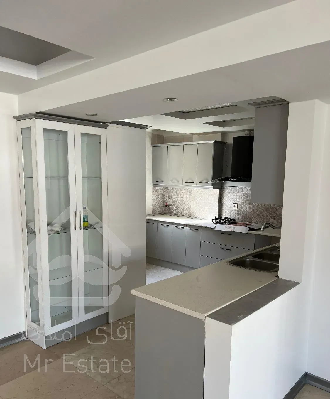 اپارتمان ۱۳۵ متری محمودیه