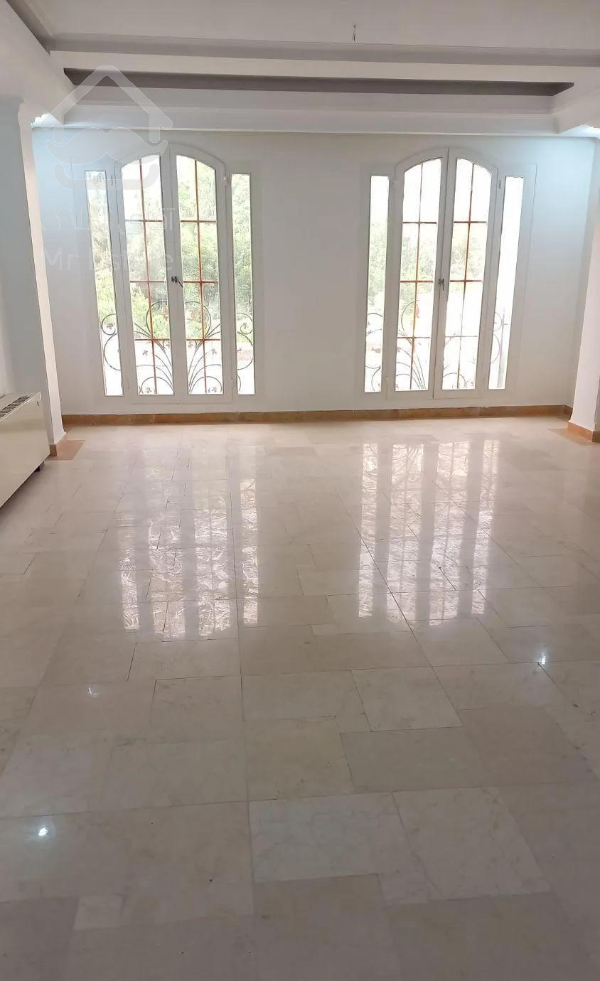 آپارتمان ۲۳۰متر*نیاوران*دنج و آرام