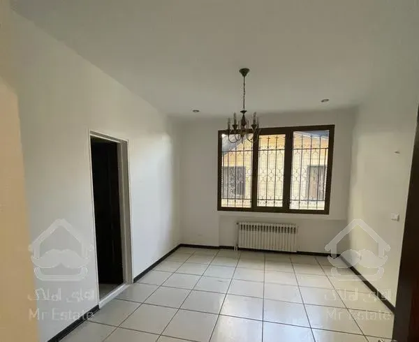 ۲۴۰ متر ویلایی شهرک غرب