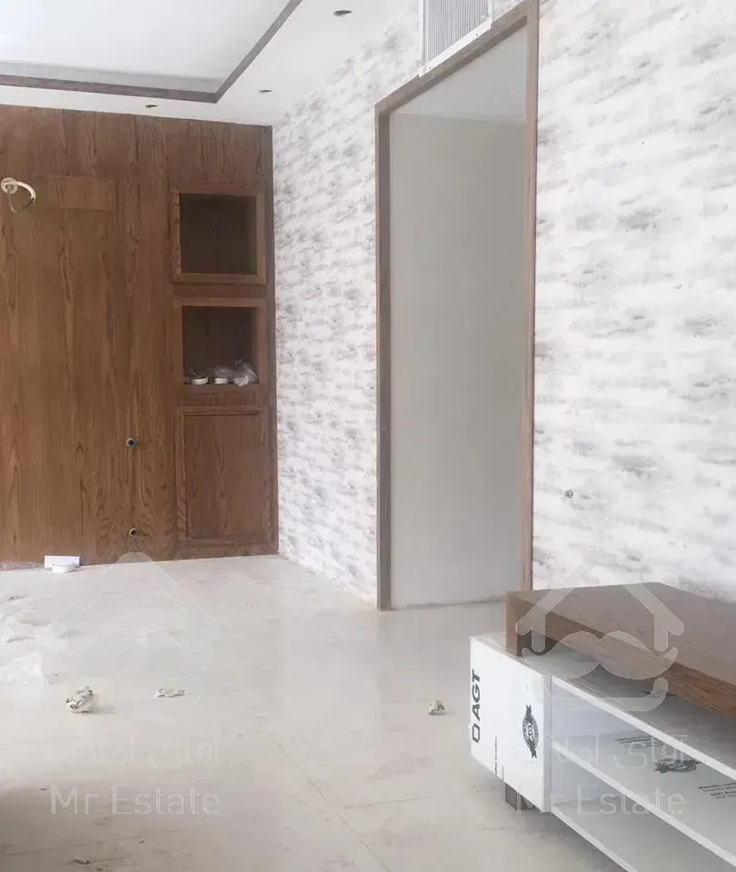 ۱۳۰متر آپارتمان شیک/برازنده