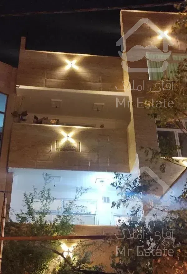 شیک،نزدیک حرم.طبرسی3،میدان فجر.حاشیه خیابان16متری