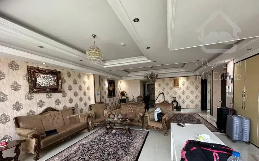 ۱۳۵ متر / سه خواب باز سازی شده / ابتدا طبرستان