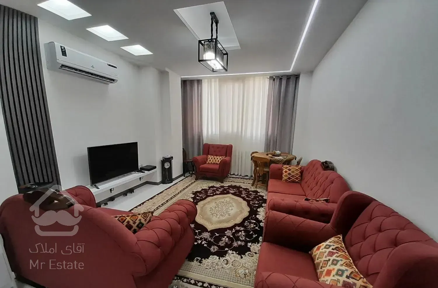 آپارتمان دوخوابه // بلوار گلستان// مجتمع حافظ