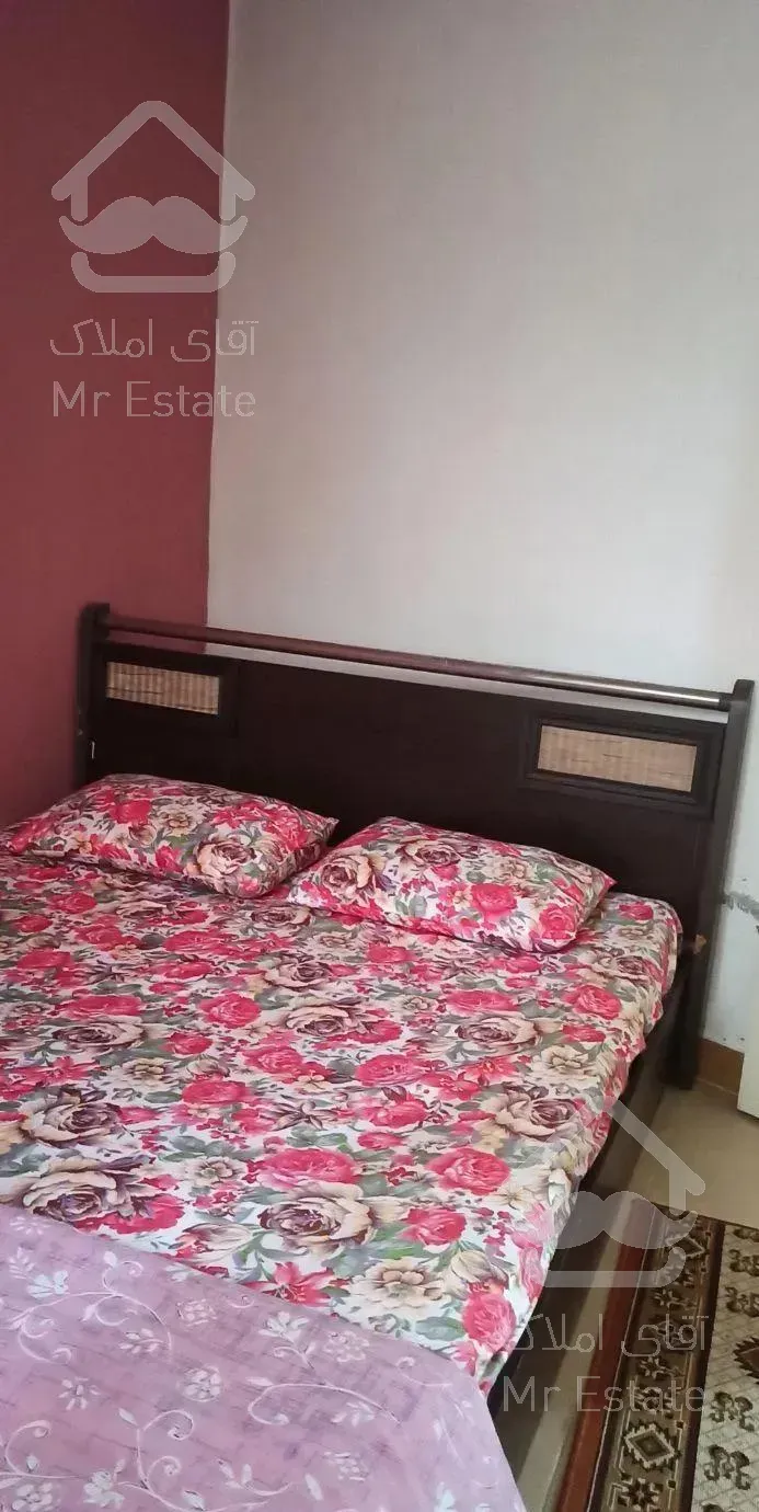 دو خوابه شیک وتمیز  پارکینگ دار نزدیک دریا