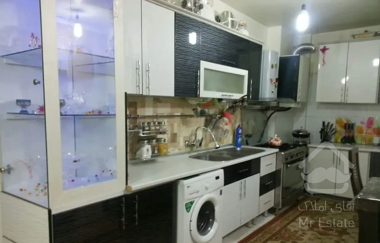 آپارتمان 64.5 متری. پارکینگ، انباری و آسانسور. فول