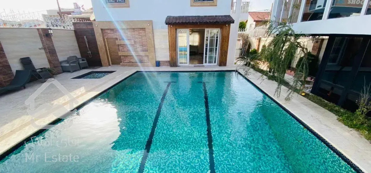 استخردار افتاب درخشان