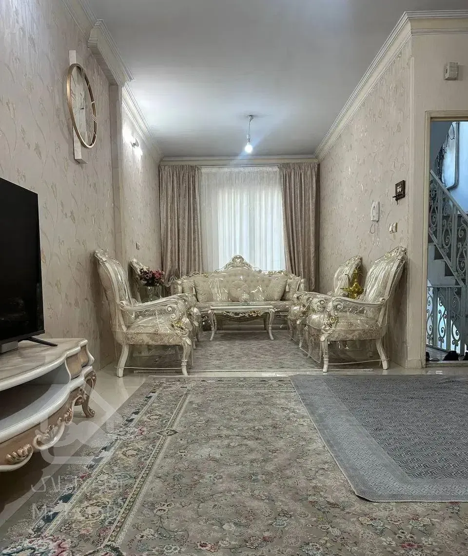 ۵۰متر  فول امکانات  خوش نقشه تک واحدی