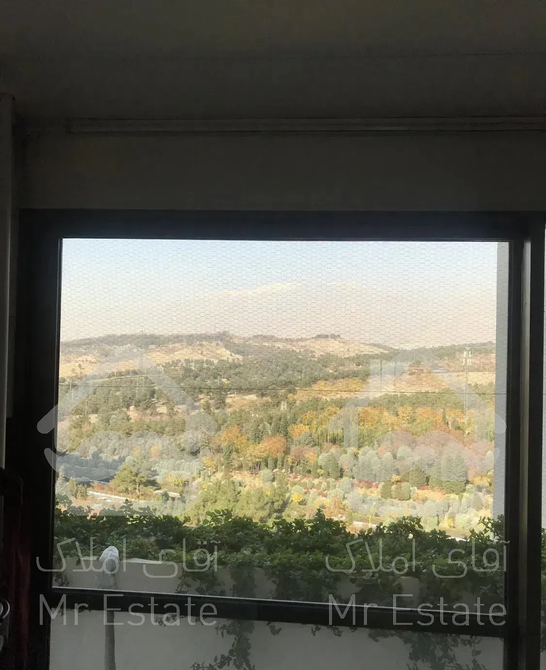 شهرک امید * ۱۵۷ متر * ۳ خوابه * طبقات