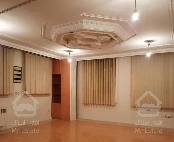 آپارتمان 130متری،3خواب، باغ دریاچه*