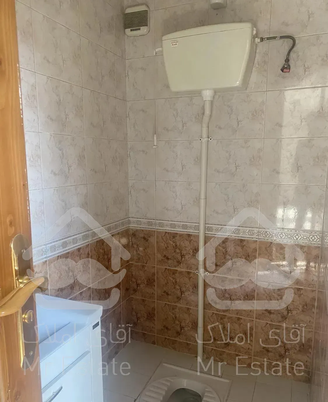 کوچه های مقابل متروشریعتی ۱۱۰متر۲خواب روبه افتاب