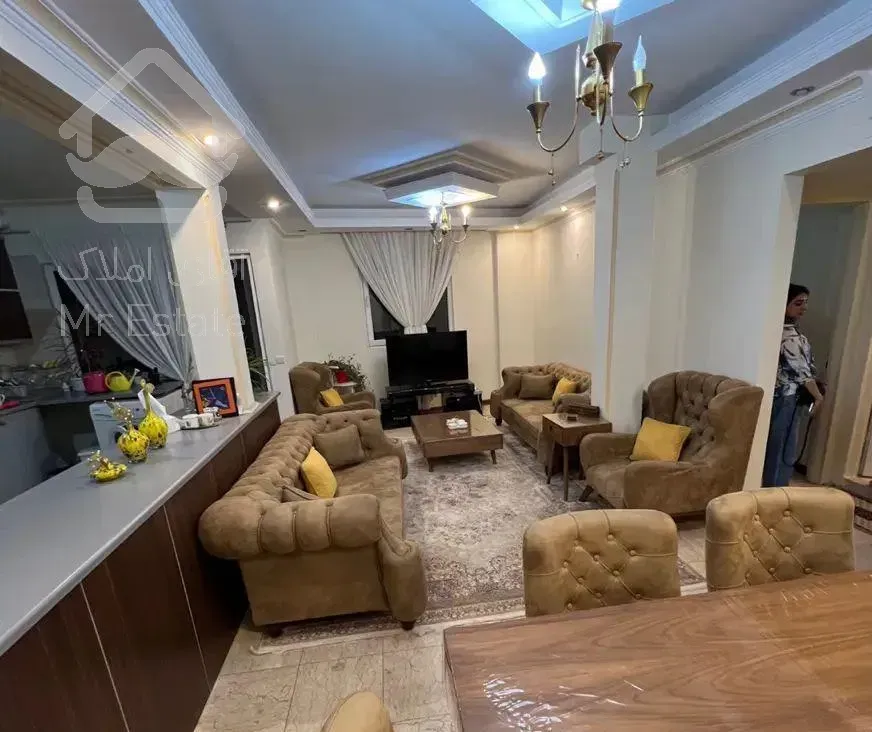 ازگل لوکیشن خوب 95متری