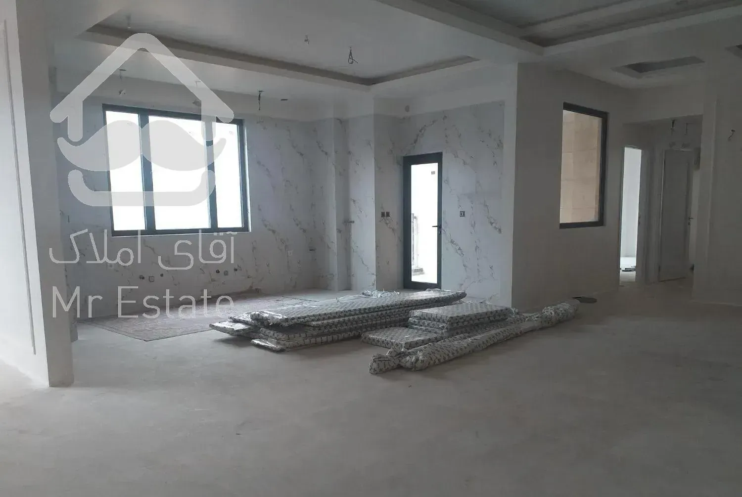 ۲۳۰متر.حکمت.۳خواب.۲پارکینگ