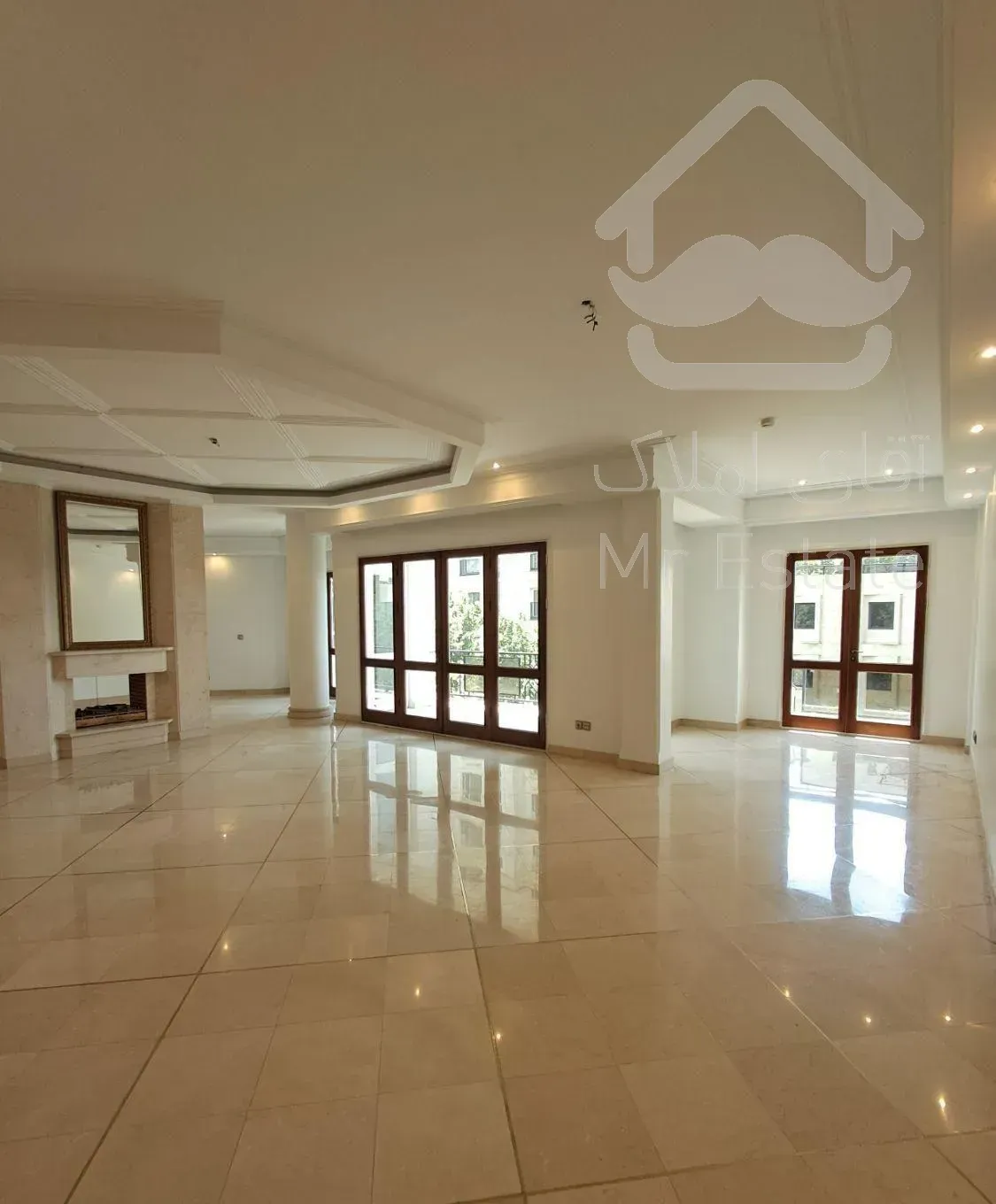 اپارتمان / کامرانیه / ۳۹۰ متر / ۴ خواب فول