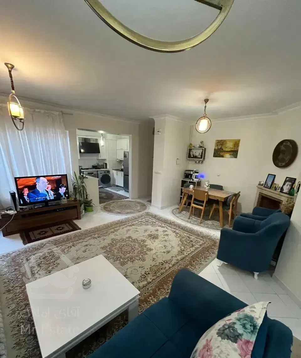 آپارتمان ۹۳ متر/شهرک نفت/۲ خوابه