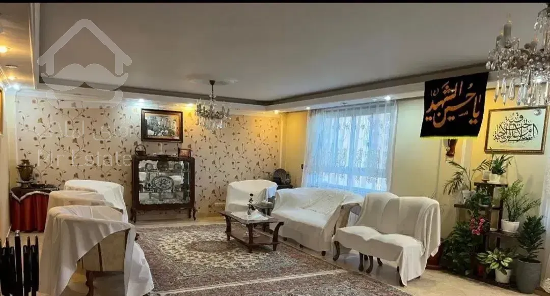 فروش آپارتمان ۱۹۷ متری سه خواب محلاتی