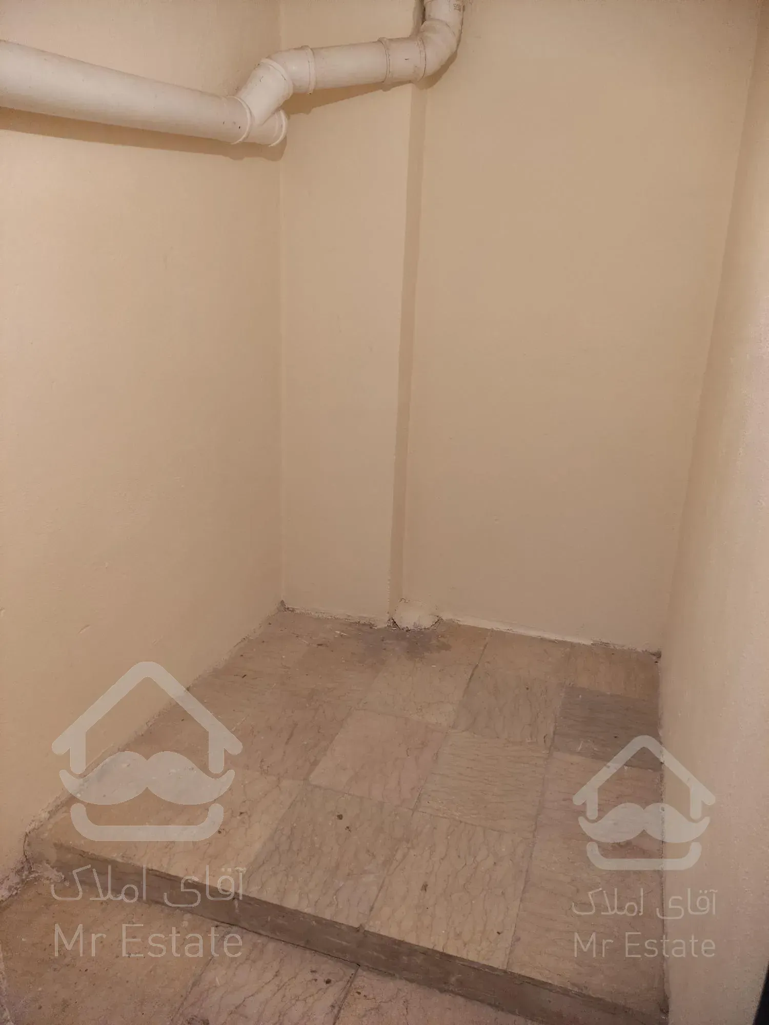 ظفر _ ۱۴۳ متر / دیدنی و خاص