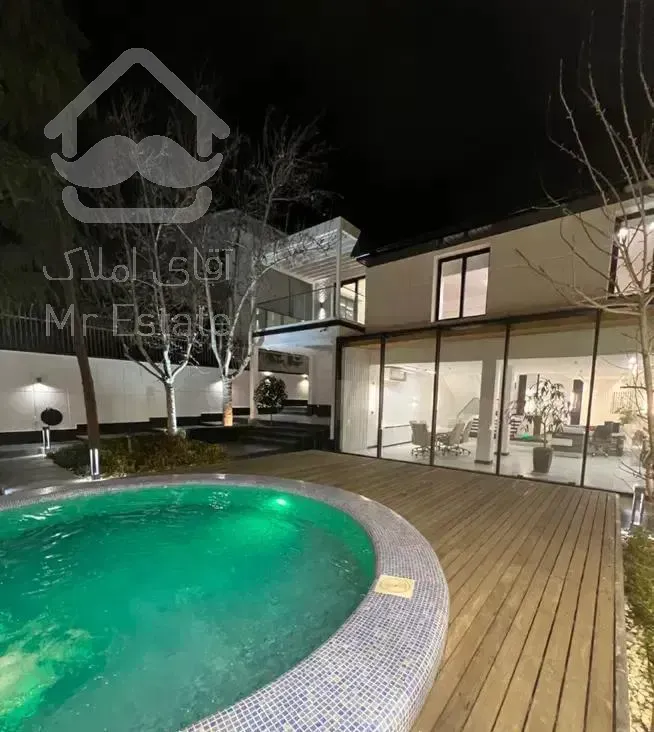 ۷۲۰ متر ویلای خاص / ایران زمین شهرک غرب