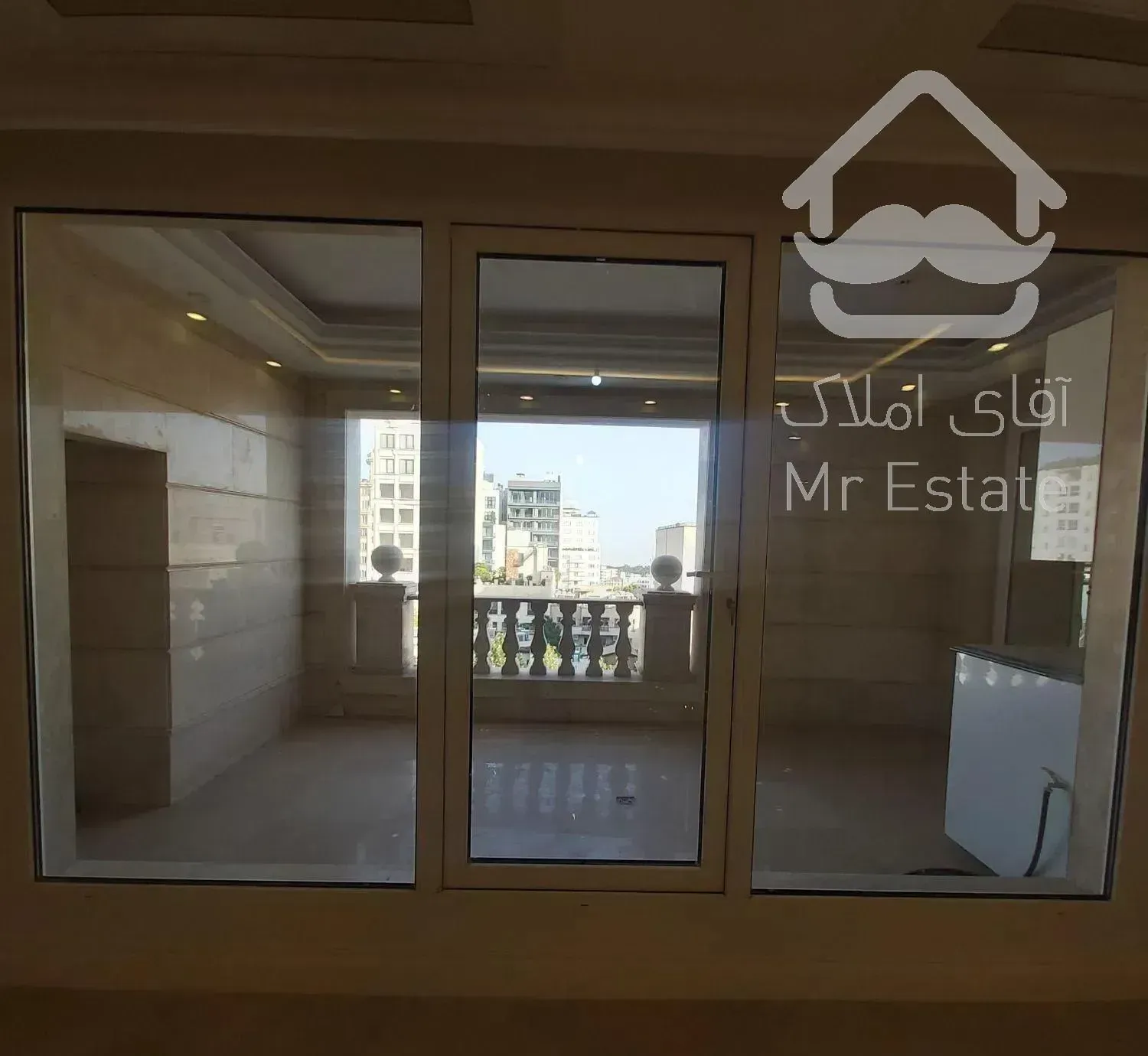 ۱۸۹ متر    تکواحد    تاپ   ۳ پارکینگ