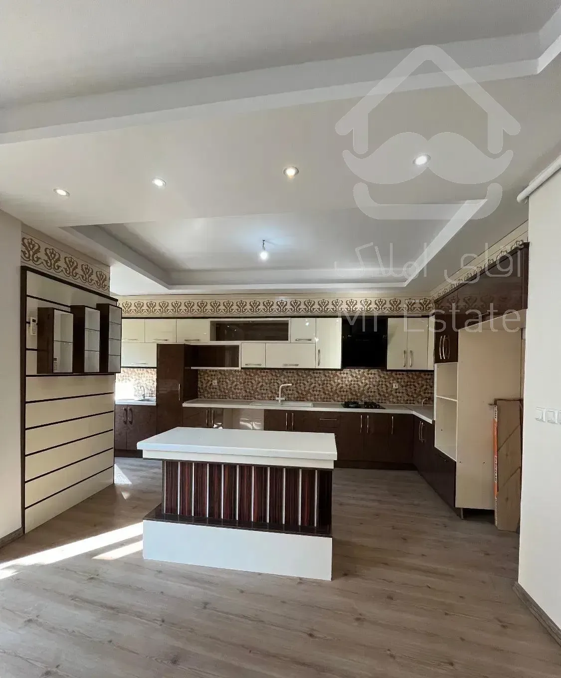 فروشِ آپارتمان ۱۷۷ متری ۳ خواب در گلسار بلوار سمیه