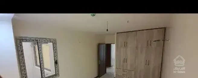 آپارتمان ۱۱۰ متر چهارباغ خواجو ۲ خواب شیک