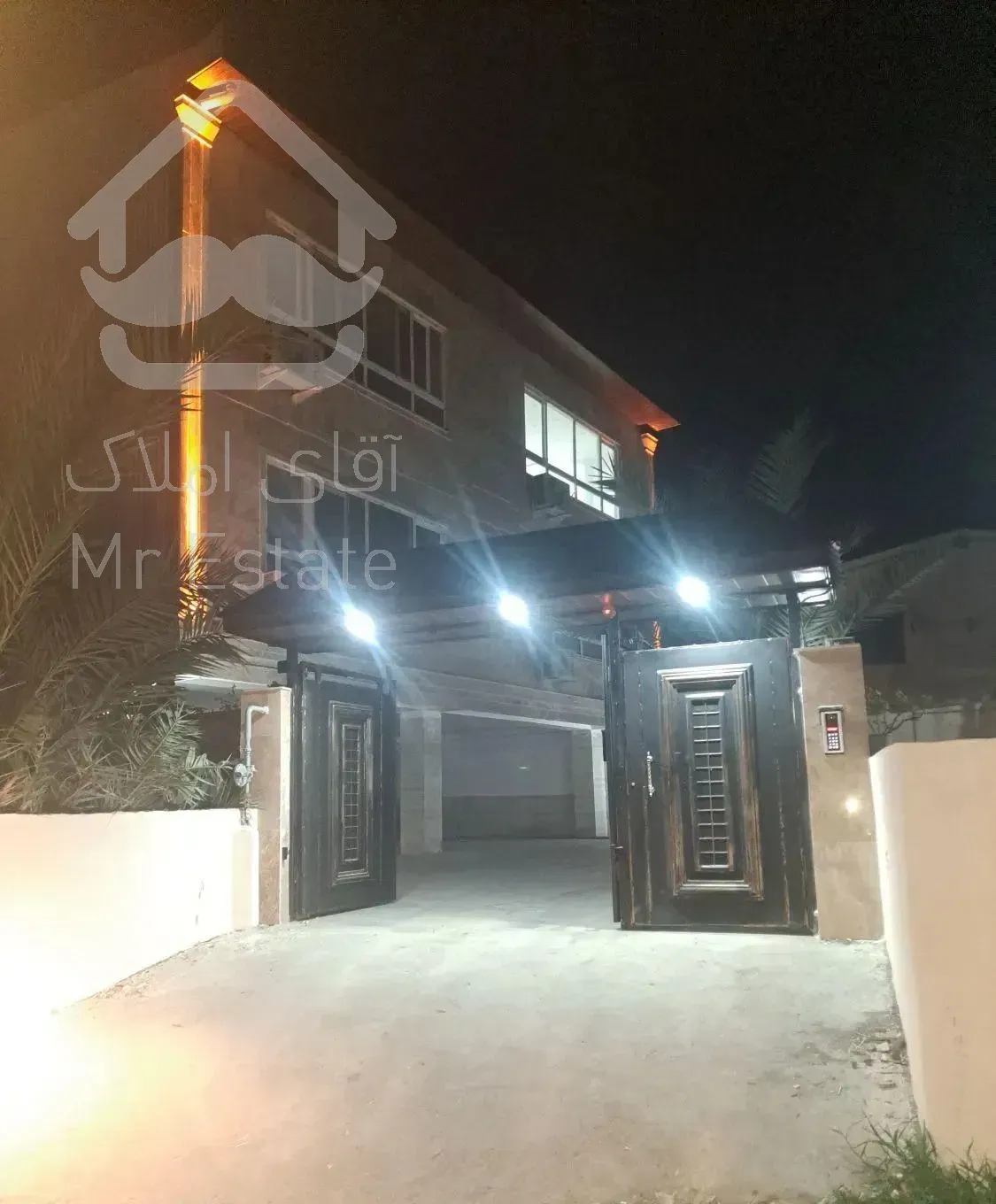 فروش آپارتمان ۱۲۲ متری ۲ خوابه