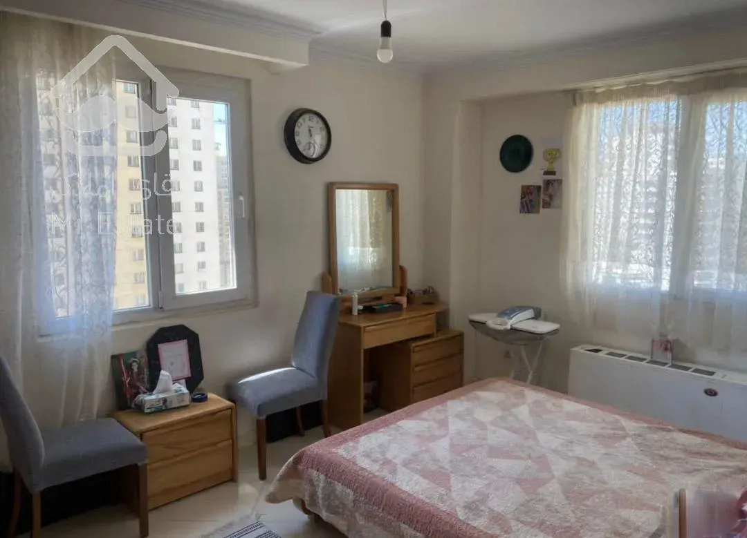 آپارتمان ۱۰۵ متری دو خوابه فول امکانات دریاچه چیتگر