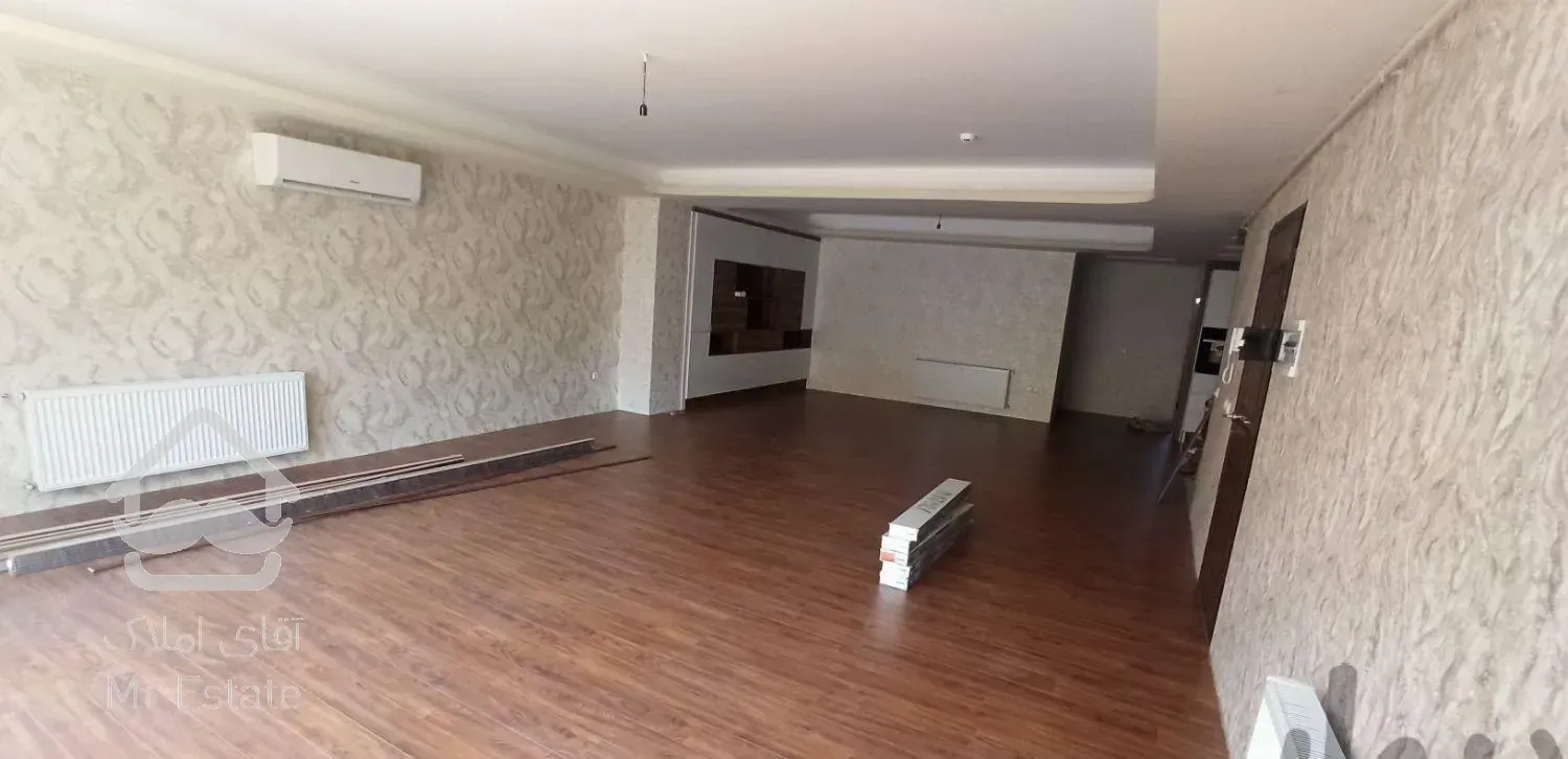 فروش و نصب پارکت کاغذدیواری،قرنیز،پوستر،کفپوش