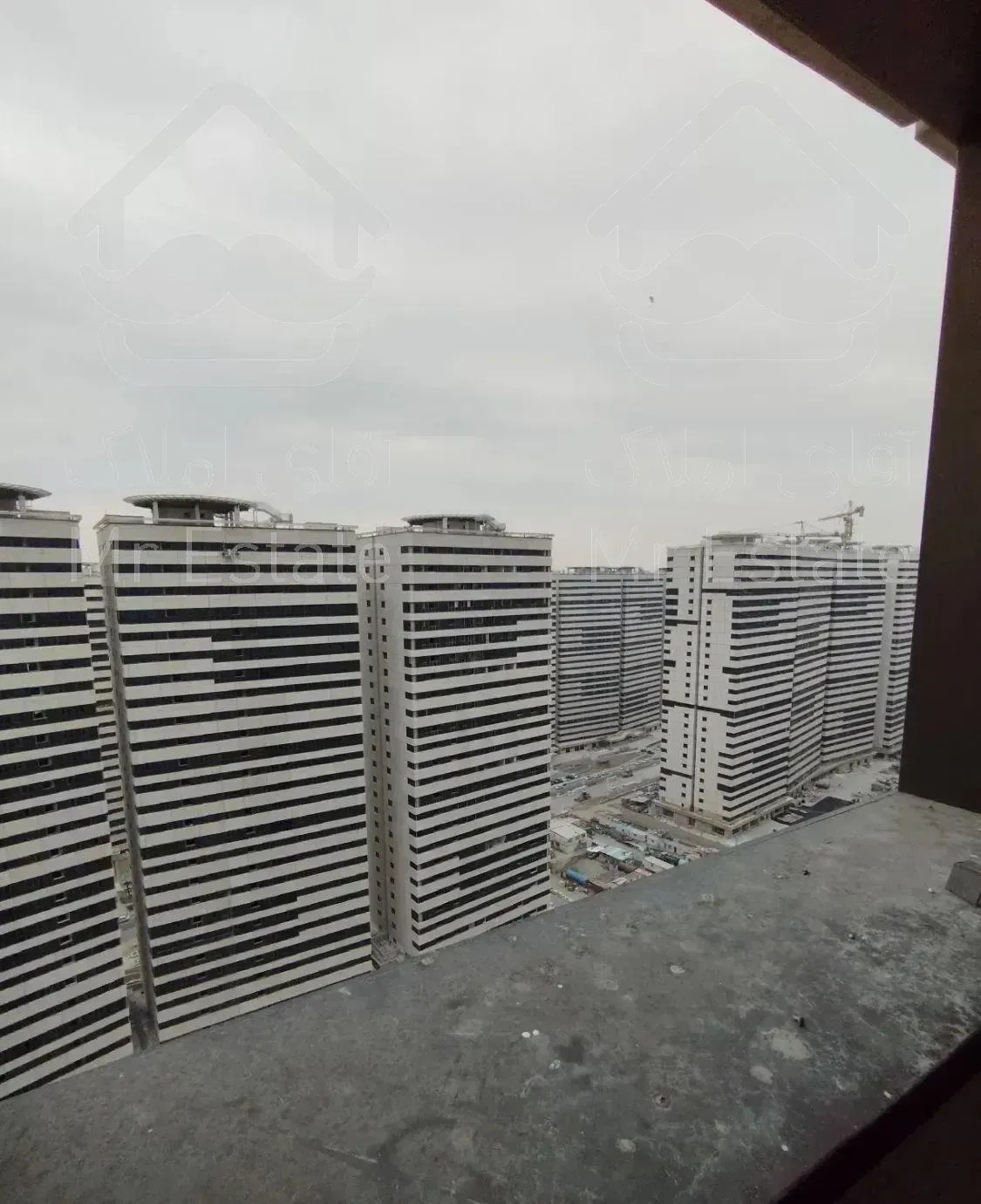 مغازه ۲۵ متری گذر اصلی شهرک خرازی چیتگر