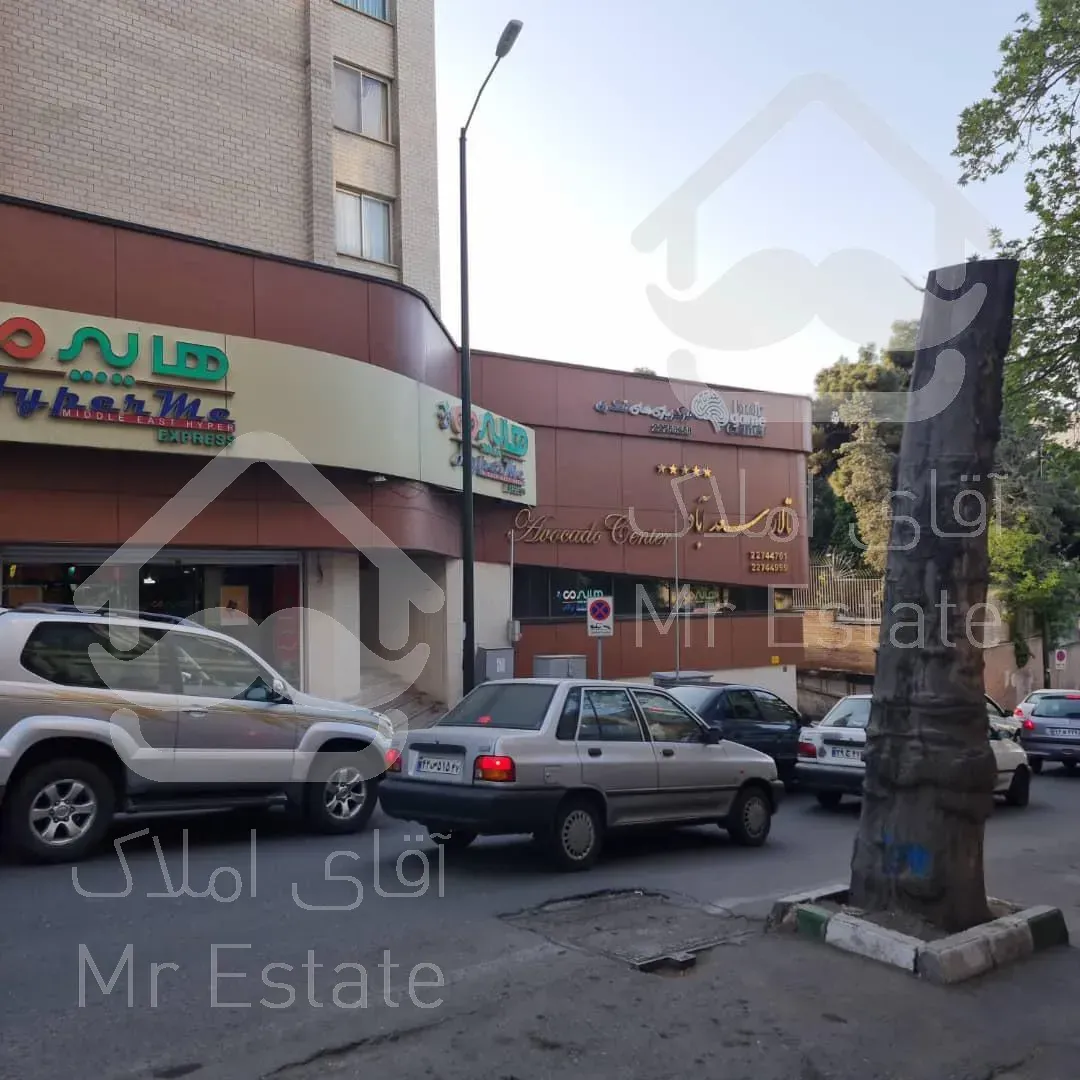 120 متر سند اداری بالاتر از تندیس در میدان تجریش