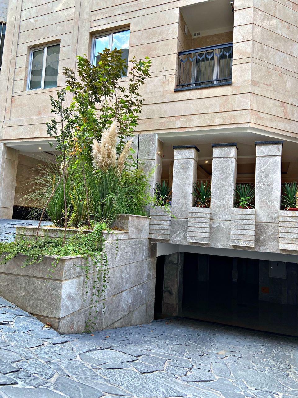 ۹۳متر نوساز فول فرنیش