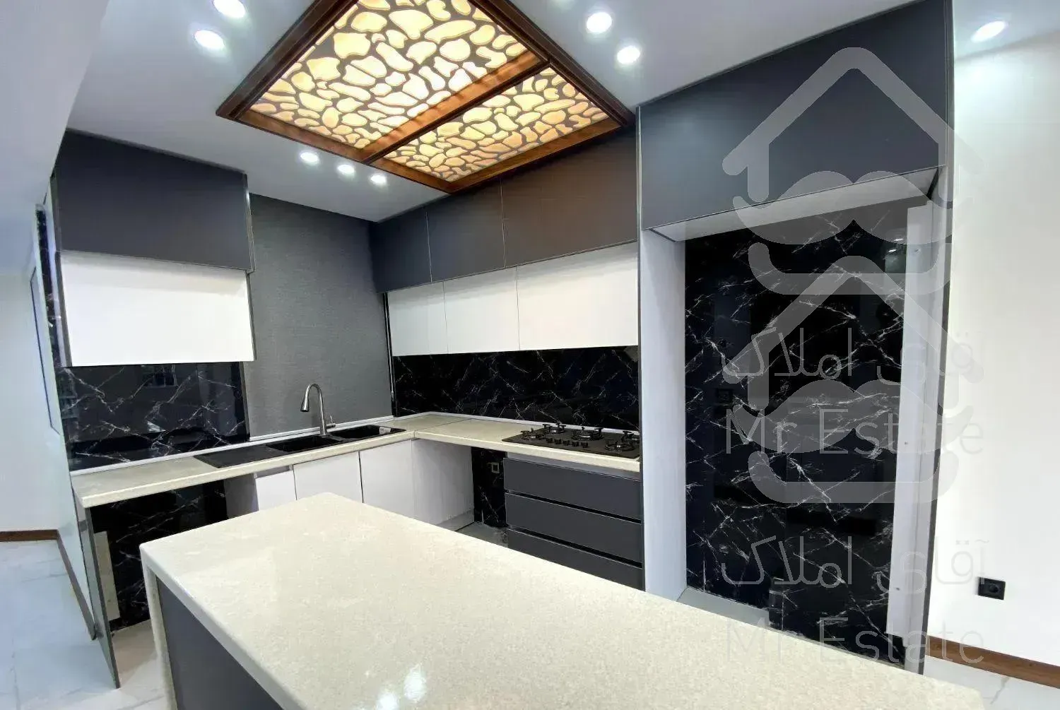 ۹۱ متر /تک واحدی/ سالن پرده خور/ فول بازسازی