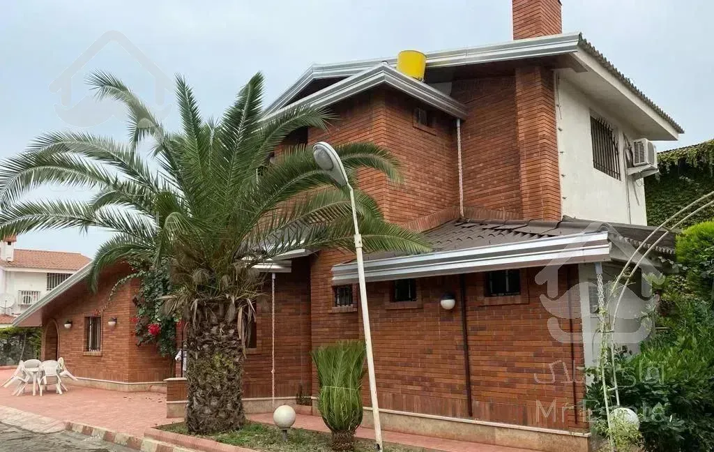 ویلا باغ ۴۰۰متری ساحلی