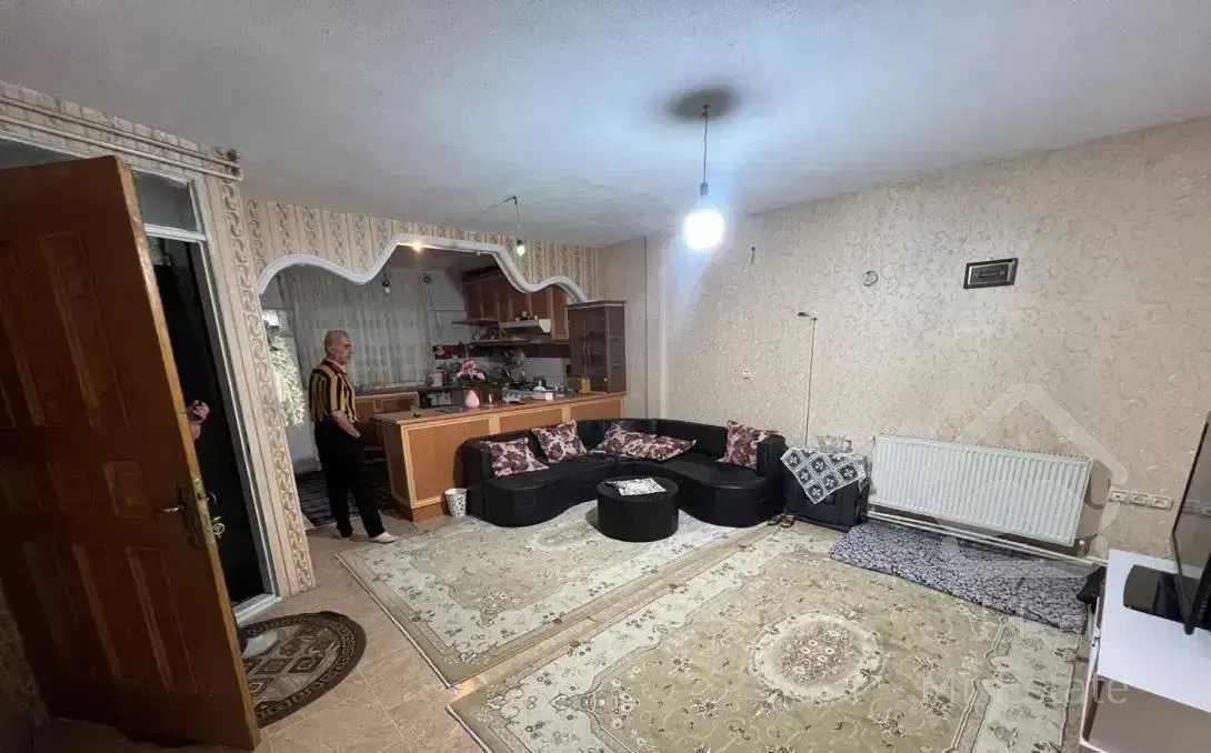 آپارتمان طبقه همکف در دماوند گیلاوند