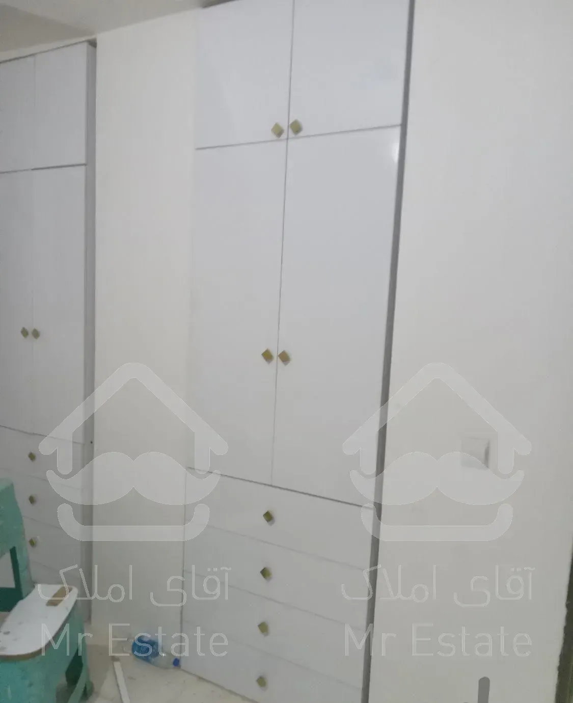 ساخت و انواع تعمیرات کابینت و کمد دیواری mdf