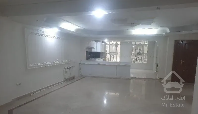 ۱۳۵متر ۳خواب خیابان مهران فول امکانات