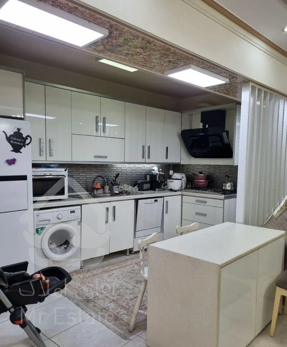 ۸۴متر/فول امکانات/بر نجارزادگان/شاهنشین/بی نظیر