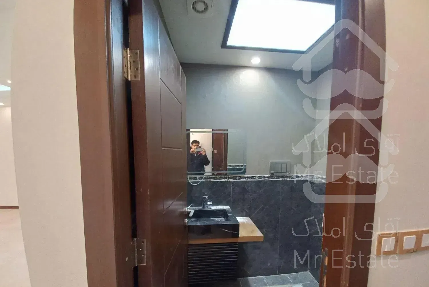 آپارتمان،۸۴متر،دوخوابه