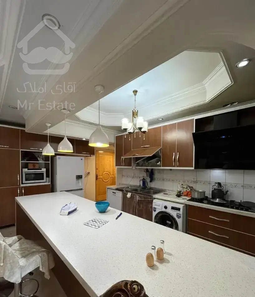 ۱۳۲ متر ۳ خواب/فول/۲پارکینگ سندی/سازمان مرکز