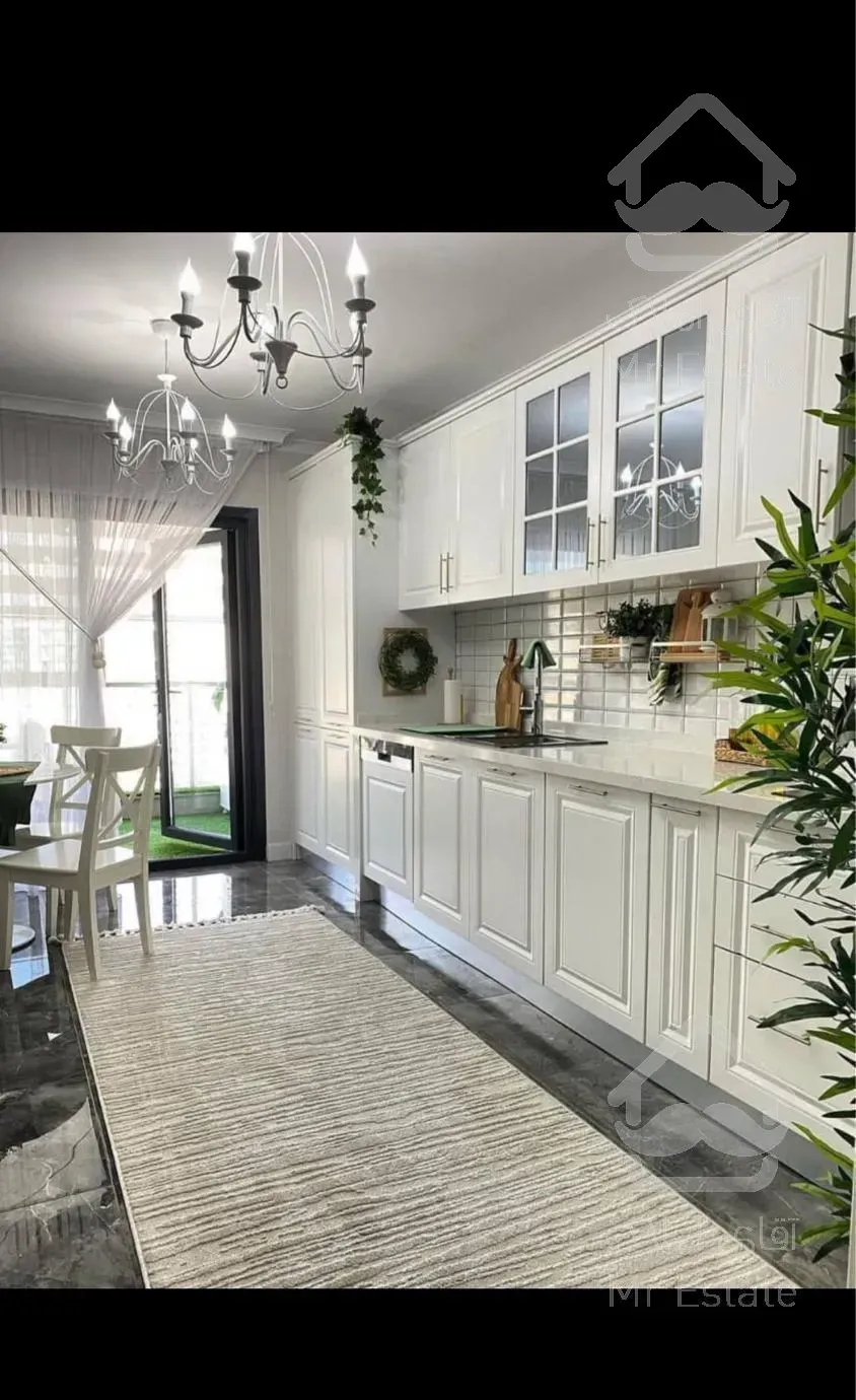 بلوار اردستانی. / متراژ صد / خانه دار شدن سخت نیست