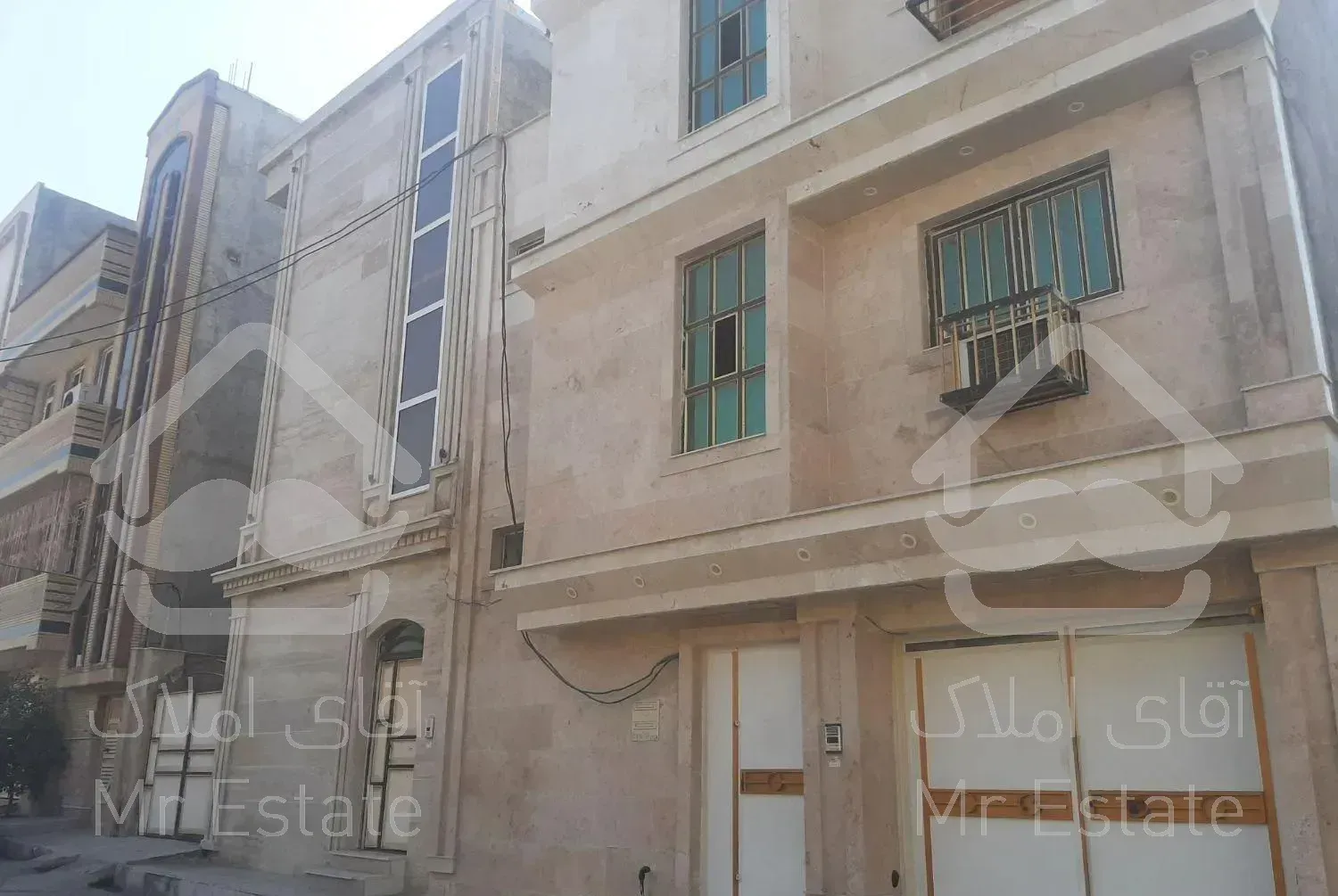 واحد۱۲۰متری یک طبقه فول امکانات کوی ولیعصر