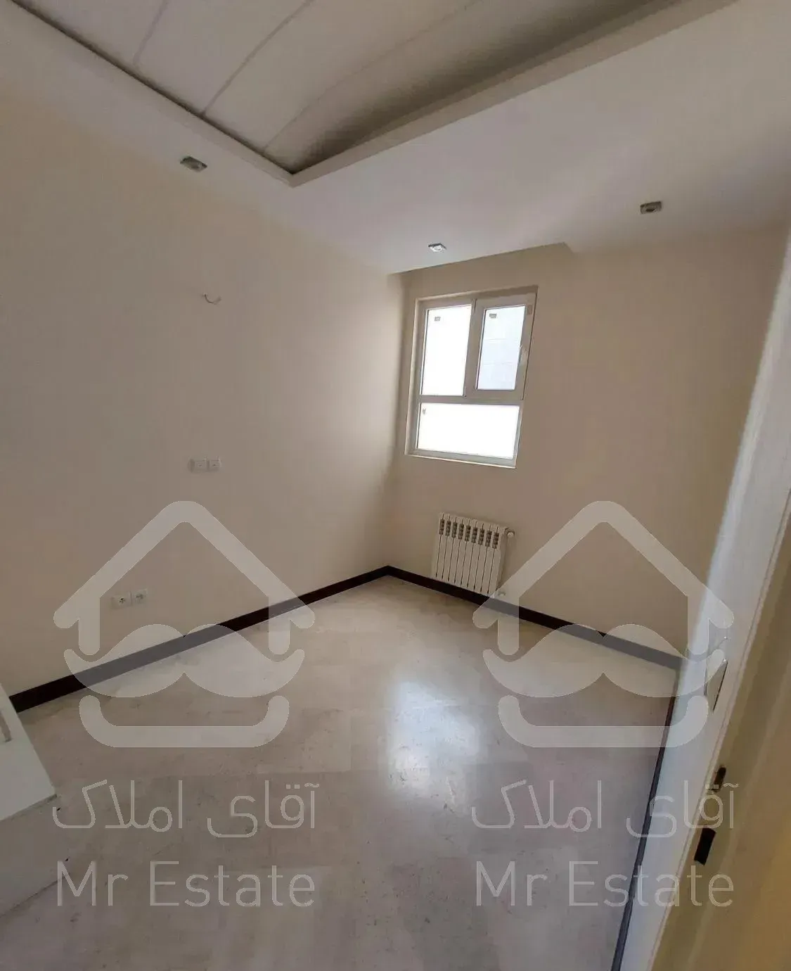 قلهک۹۰متر/۲خوابه/نورمستقیم/امکانات کامل