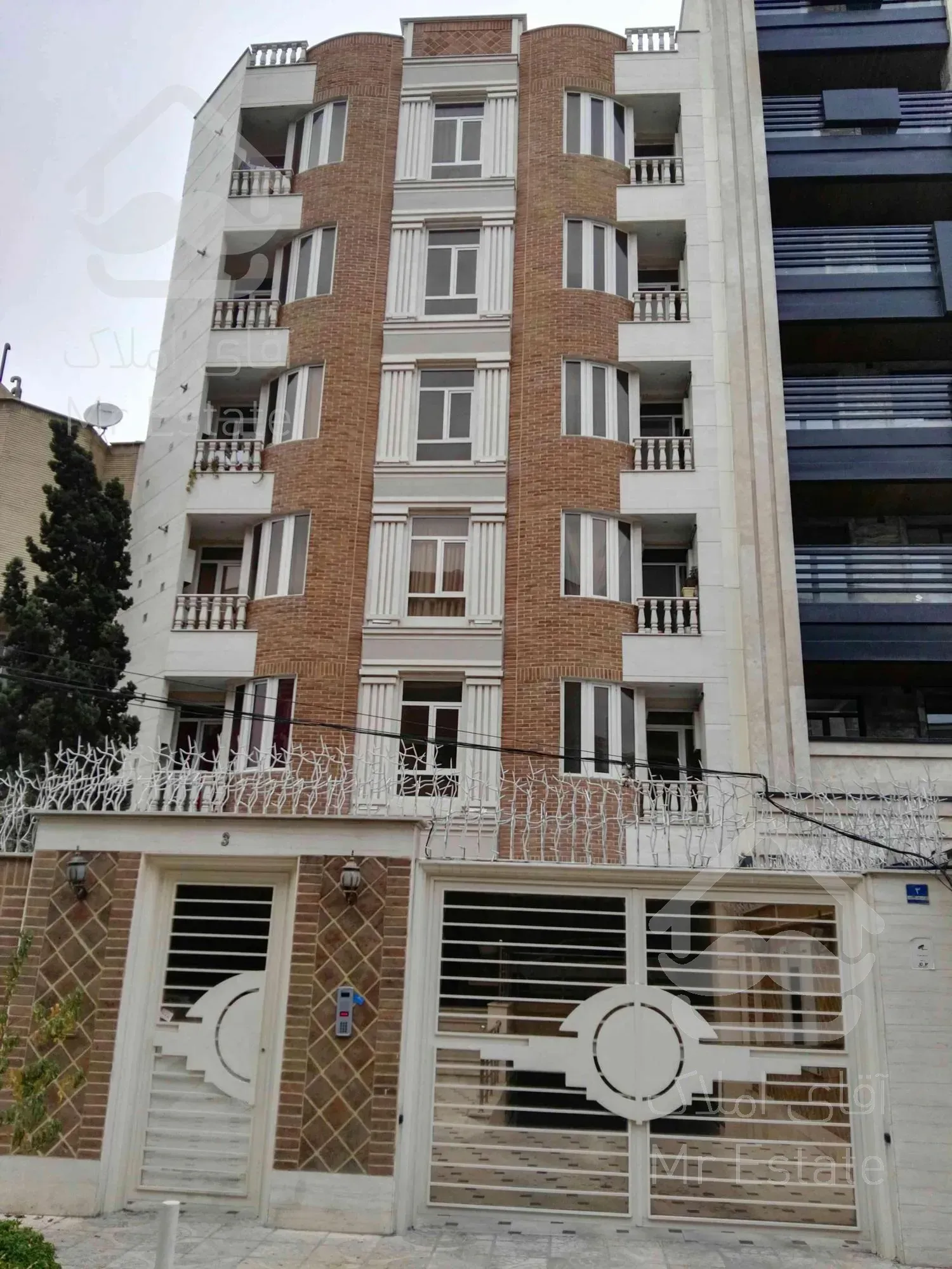 ۷۵ متر نوساز سوپر لوکس بلوار فردوس شرق ابراهیمی شمالی