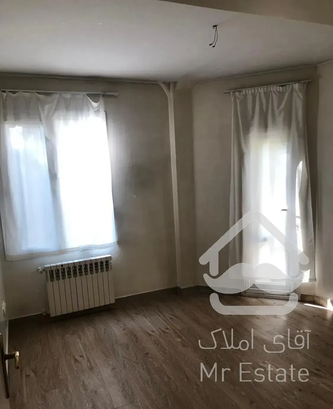 ٨٠ متر دو خوابه لویزان حسین آباد (نزدیک مترو)