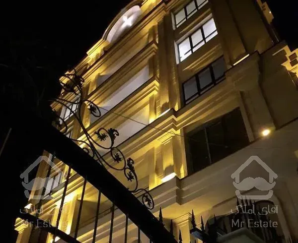 200 متر کامرانیه دو نبش با پنجره قدی