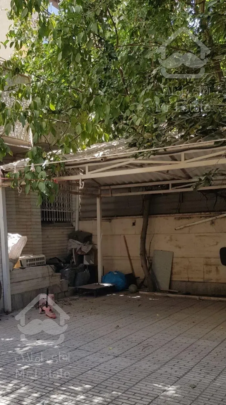 ۲۰۰ متر ویلایی دوکله بر (پشت صدا و سیما)