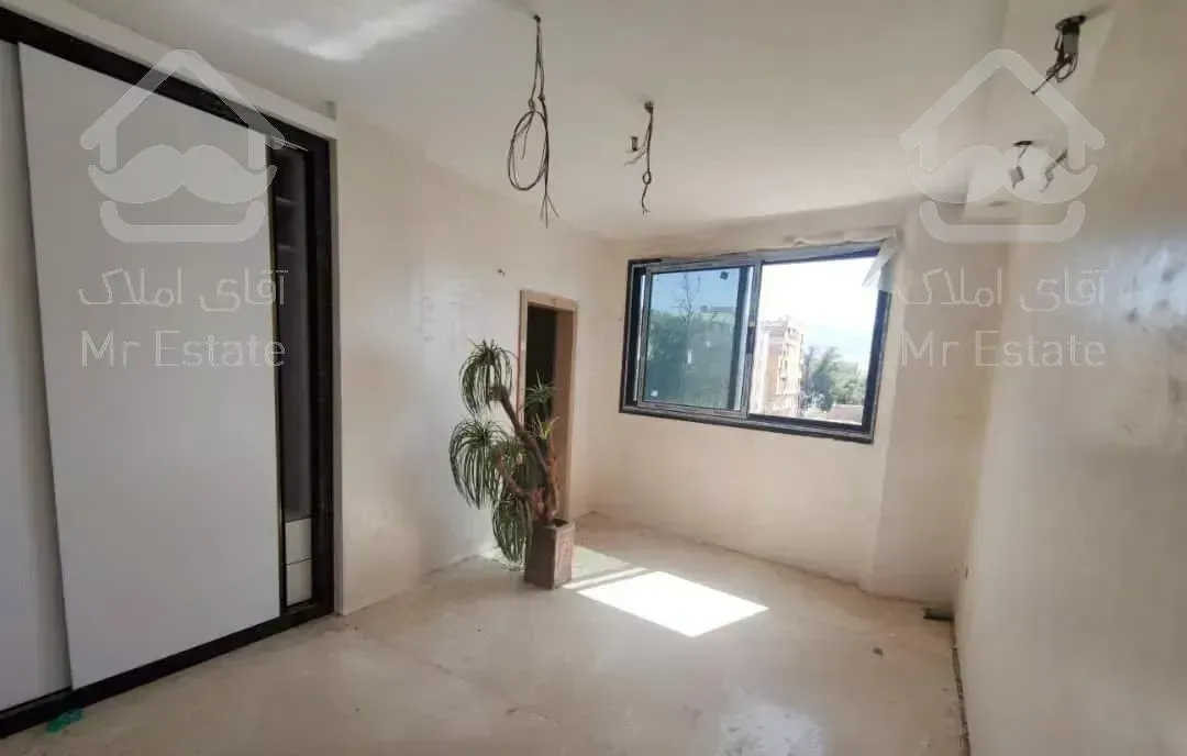 آپارتمان۲۵۰متری/۴خواب/۳طرف نور/میرزاطاهر/فرشتگان